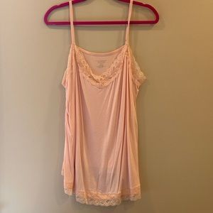 Lane Bryant Cami with Lace
Size- 22/24